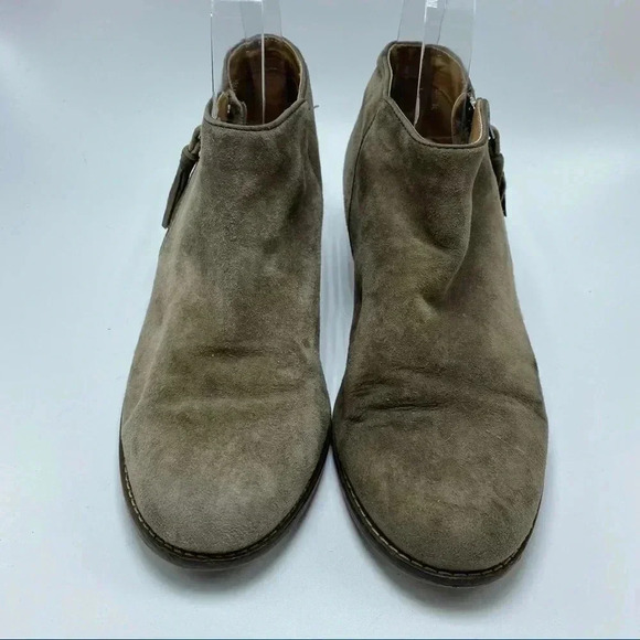 Vionic Serena ankle boots side zip suede heeled booties size 7 - Picture 3 of 8